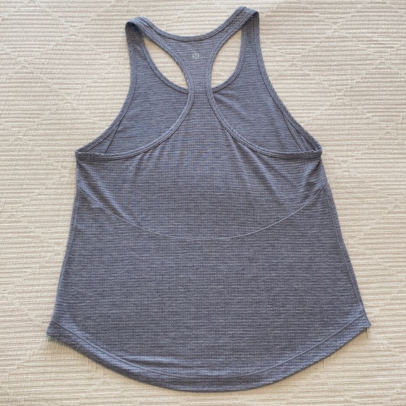 Lululemon tank - Picture 4 of 6